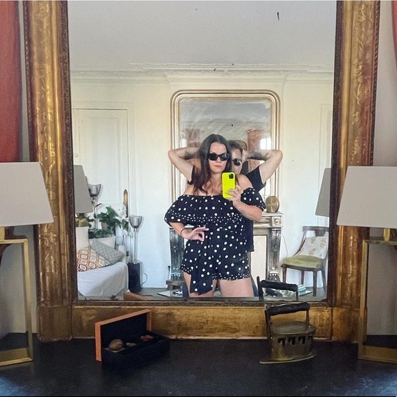 Zora - Picture 4 of 6